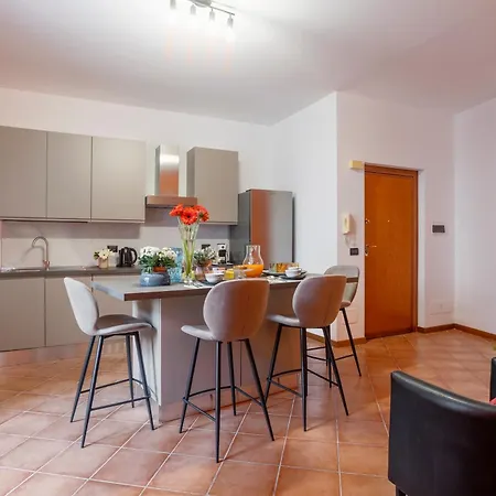 Terrazza Sant'andrea Apartment *