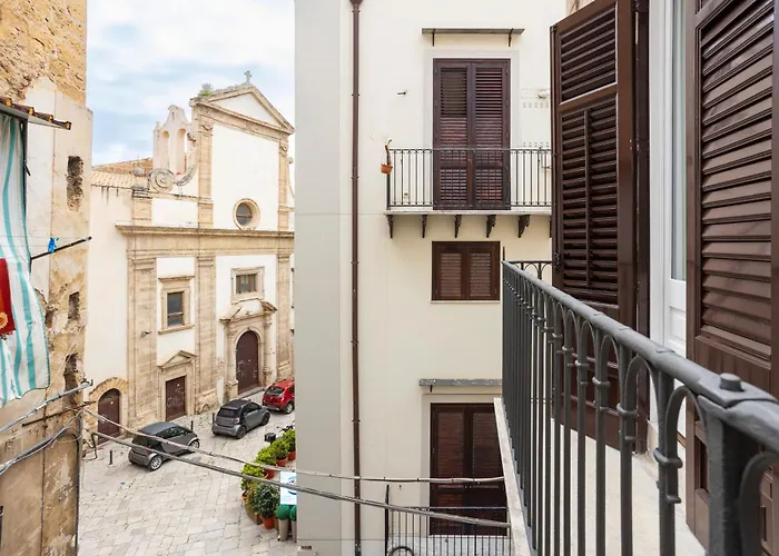 Terrazza Sant'andrea 公寓 *